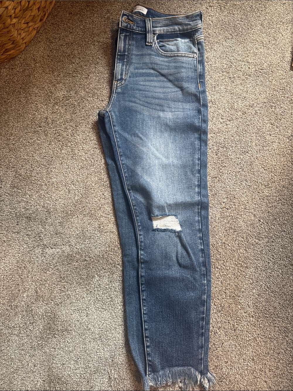 Kan Can Distressed High-Waist Skinny Jeans